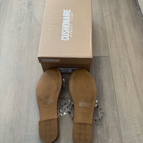 Cushionaire Memory Foam Sandals Size 6 - Picture 2 of 4
